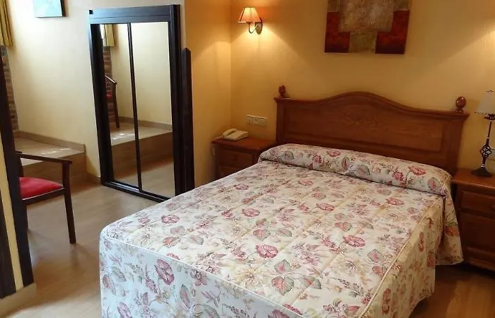 Отель I & Ii Интриаго